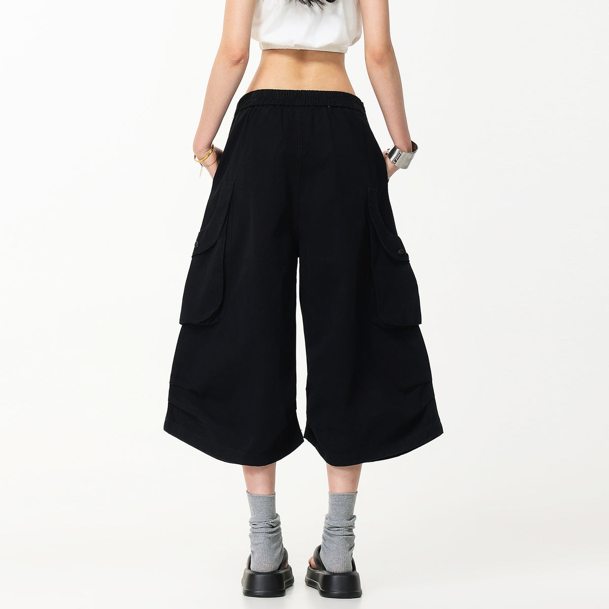 Retro Cotton Cropped Straight-Leg Utility Shorts