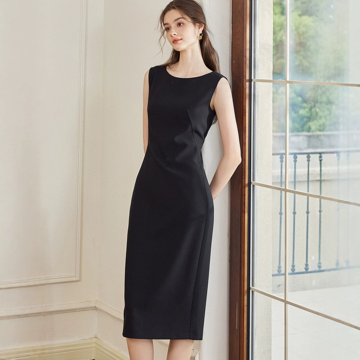Sleeveless Waist-cinching Dress For Women
